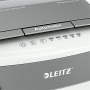 Leitz IQ AutoFeed SmallOffice 50 P4 Pro iratmegsemmisítő | 4x28 mm konfetti | 50 lap | 20l kosár