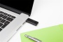 Pendrive, 16GB, USB 3.2, VERBATIM Pinstripe, fekete